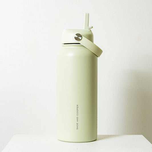 The Sage & Cooper Insulated Drink Bottle: Light Green